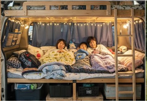 デリカ車中泊には二段ベッド活用が便利